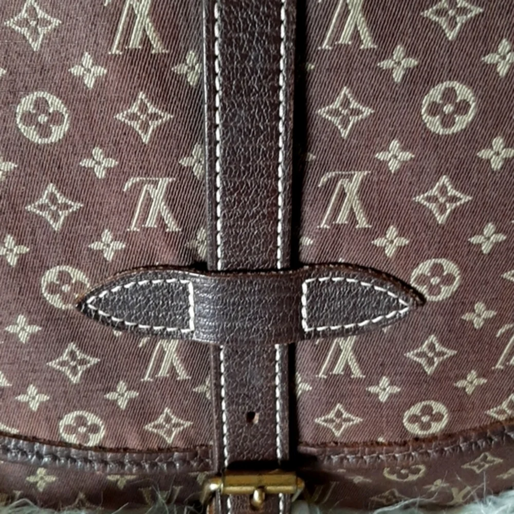 Louis Vuitton Samur 30 Monogram Mini Lin EUC